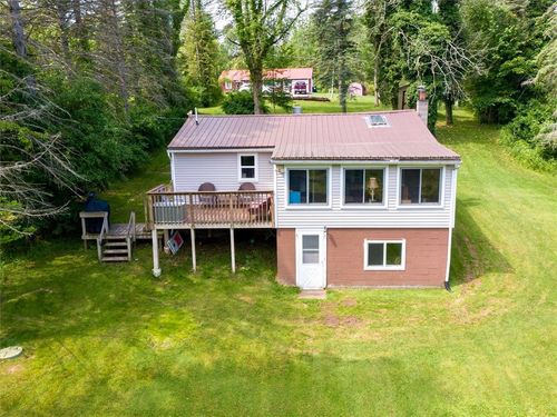7686 Cardinal Rd, Wolcott, NY, 14590-9410 | Card Image