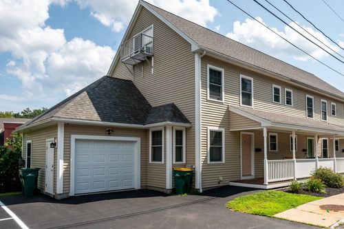 72-2 Gagne St, Rochester, NH, 03867-2616 | Card Image