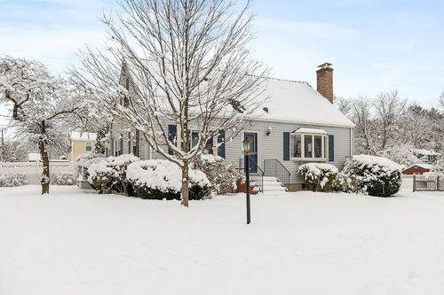 10 Pilling Rd, Wilmington, MA, 01887-1446 | Card Image
