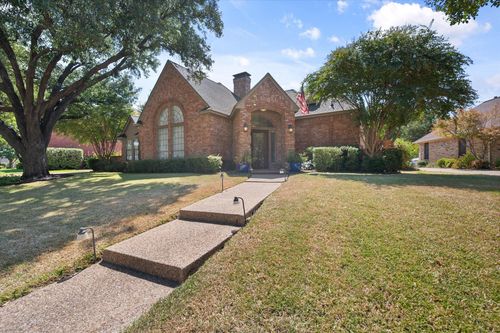 532 Cooper Street, Grand Prairie, TX, 75052 | Card Image