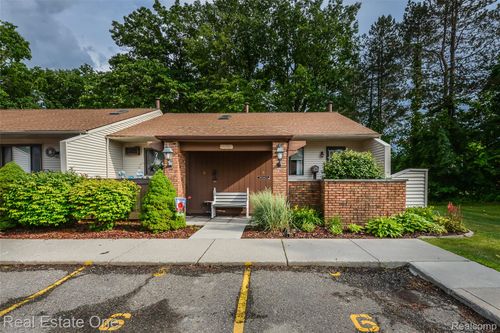 unit-6-25691 Lexington Dr, South Lyon, MI, 48178-1068 | Card Image