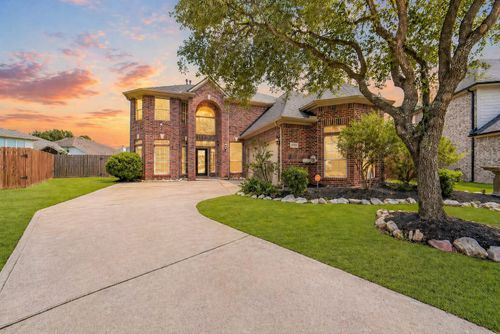 9702 Tucker Cypress Dr, Houston, TX, 77095-5058 | Card Image