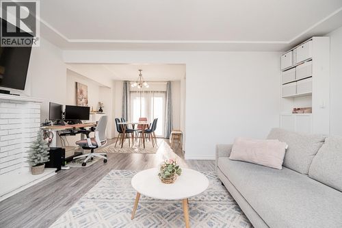 3738 Forest St, Burnaby, BC, V5G1W6 | Card Image