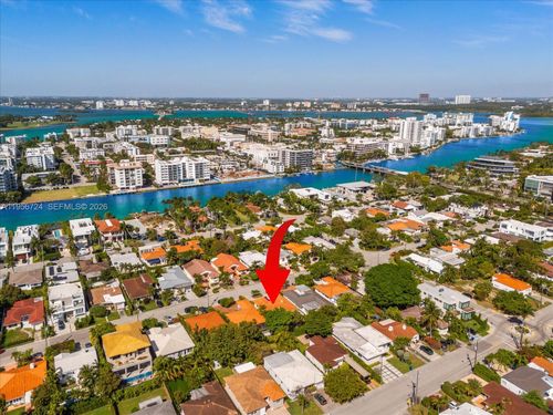 9457 Carlyle Ave, Surfside, FL, 33154-2445 | Card Image