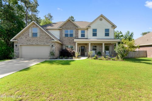 8448 Rock Glen Rd, Biloxi, MS, 39532-7948 | Card Image