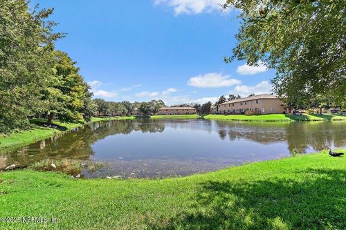 7826 Melvin Rd, JACKSONVILLE, FL, 32210-1433 | Card Image