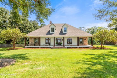 1389 Main Hwy, Arnaudville, LA, 70512-3608 | Card Image