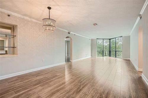 apt-510-2870 Pharr Court South Nw, Atlanta, GA, 30305-2176 | Card Image