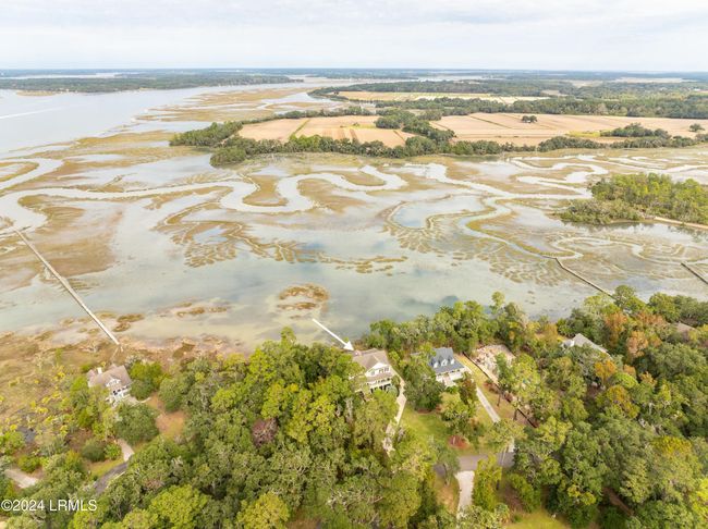 40 Front Street, House other with 5 bedrooms, 3 bathrooms and null parking in St. Helena Island SC | Image 78