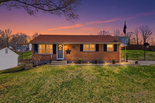 3076 Pebble Dr, Roanoke, VA, 24014-5313 | Card Image