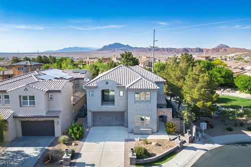 580 Via Di Parione Ct, Henderson, NV, 89011-0811 | Card Image