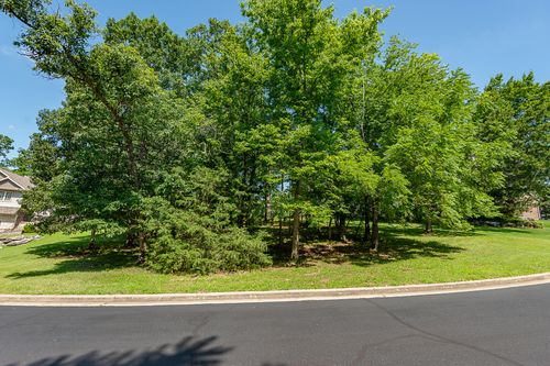5201 S Nettleton Ave, Springfield, MO, 65810-1674 | Card Image