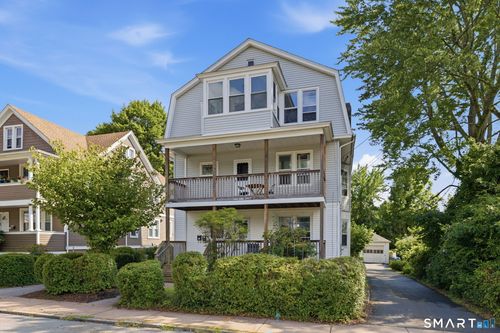 114-112-114 Maple St, Manchester, CT, 06040-6106 | Card Image