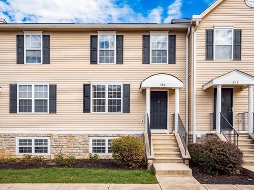386 Douglasfir Dr, Blacklick, OH, 43004-8250 | Card Image
