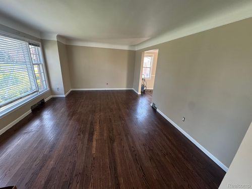 18259 Spring Ct S, Fraser, MI, 48026-2431 | Card Image