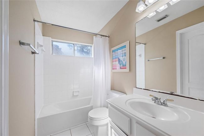 9519 Woodcliff Lake Dr, House other with 5 bedrooms, 5 bathrooms and 4 parking in Spring TX | Image 32