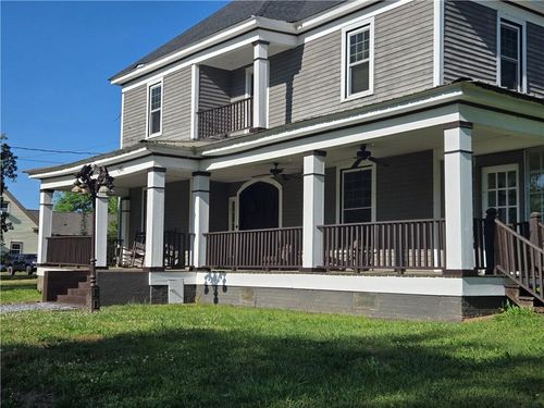 246 Newnan St, Franklin, GA, 30217-5681 | Card Image