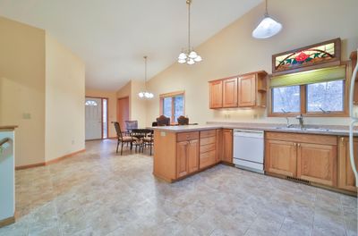 30 - 5209 Crossroads, Townhouse with 3 bedrooms, 2 bathrooms and null parking in Nisswa MN | Image 2