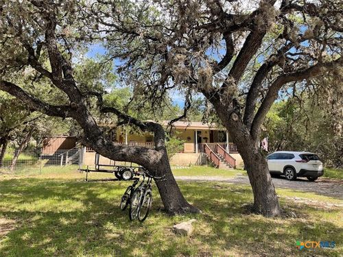 536 Valley Hvn, Canyon Lake, TX, 78133-4878 | Card Image