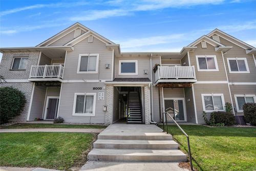 unit-16109-8601 Westown Pkwy, West Des Moines, IA, 50266-1621 | Card Image