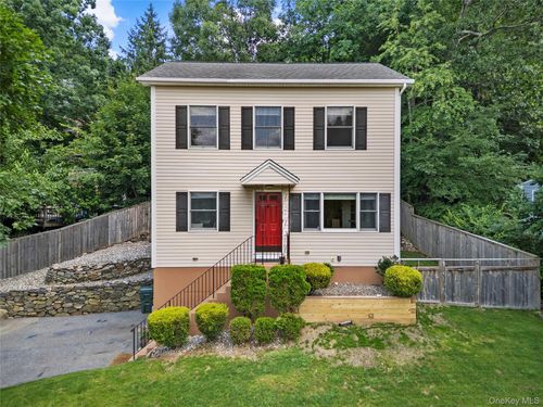 36 Grandview Dr, Mahopac, NY, 10541-4113 | Card Image