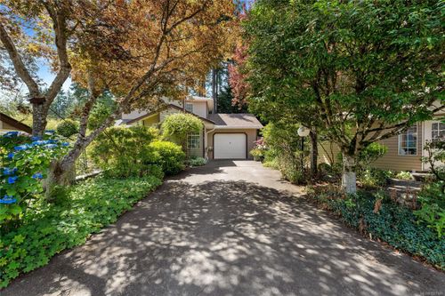 9-124 Valhalla Rd, Salt Spring Island, BC, V8K2V1 | Card Image