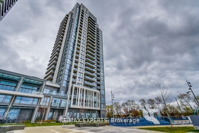 2205 - 17 Zorra St, Condo with 1 bedrooms, 1 bathrooms and 1 parking in Etobicoke ON | Image 2