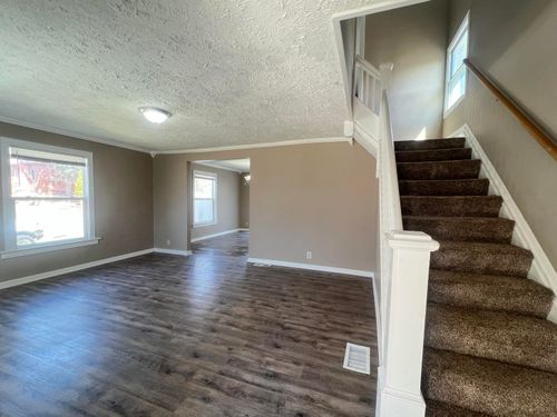 1558 Ballard St, Lansing, MI, 48906-4507 | Card Image