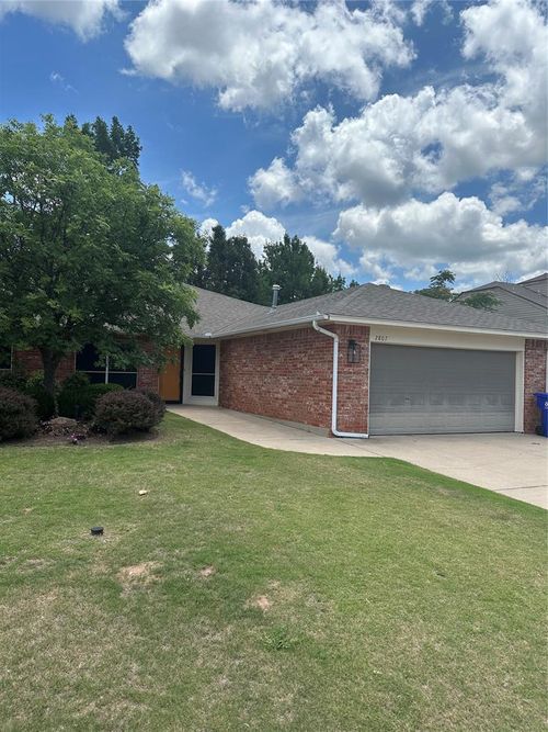 2807-2805 Belknap Ave, Norman, OK, 73072-6642 | Card Image