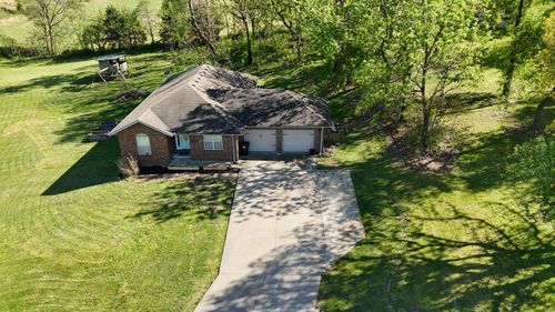 10391 Mcgruder Blvd, Cassville, MO, 65625-9582 | Card Image