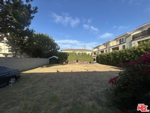 11835 Grevillea Ave, Hawthorne, CA, 90250 | Card Image