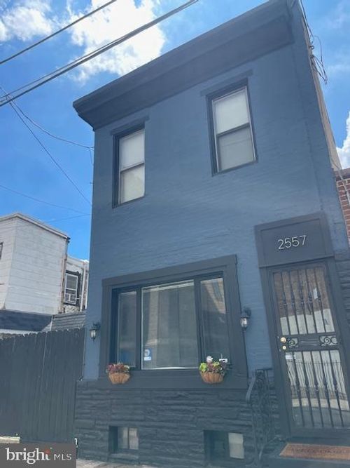 2557 Tilton St, PHILADELPHIA, PA, 19125-4035 | Card Image