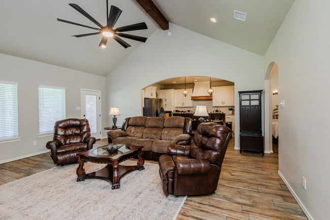 214 Wildcat St, House other with 4 bedrooms, 3 bathrooms and null parking in Wolfforth TX | Image 9