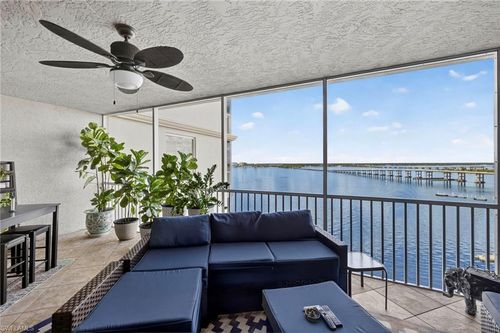 g1207-2090 W 1st St, FORT MYERS, FL, 33901-3103 | Card Image