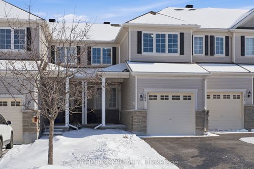 104 Laramie Cres, Nepean, ON, K2J5Z8 | Card Image