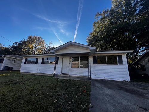 224 Shellwood Dr, Wake Village, TX, 75501-6241 | Card Image