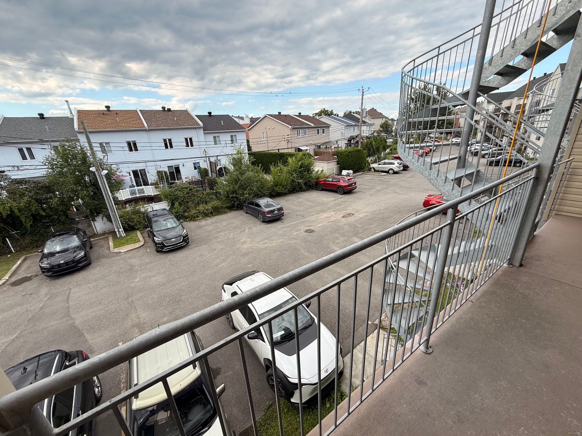Residential Lease in Montréal (Rivière-des-Prairies/Pointe-aux-Trembles