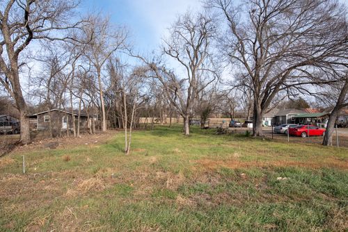 418 S Avenue D, Elgin, TX, 78621-2930 | Card Image