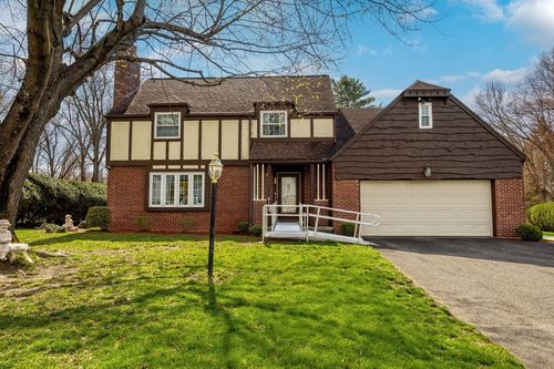 26 Kimberly Dr, South Hadley, MA, 01075-1786 | Card Image