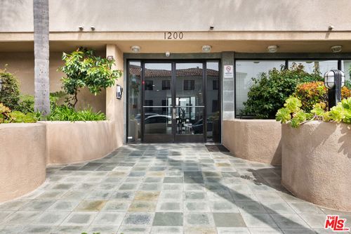 201-1200 S Corning St, Los Angeles, CA, 90035-2075 | Card Image
