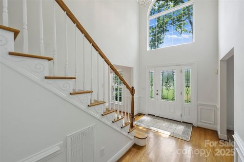 19900 Stough Farm Rd, Cornelius, NC, 28031-7528 | Card Image