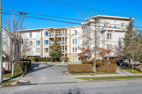 203-1156 Colville Rd, Esquimalt, BC, V9A4P7 | Card Image