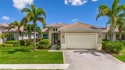 11515 Giulia Drive, House other with 2 bedrooms, 2 bathrooms and null parking in Fort Myers FL | Image 2