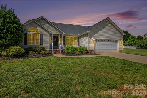 309 Foxcress Dr, Salisbury, NC, 28147-6740 | Card Image