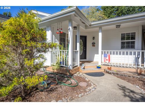 2193 13th St, Florence, OR, 97439-9693 | Card Image