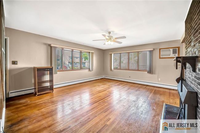 454 Hyatt St, House other with 4 bedrooms, 1 bathrooms and null parking in Avenel NJ | Image 4