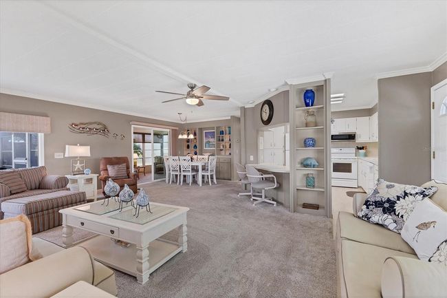 Living/Dining Room/Kitchen | Image 10