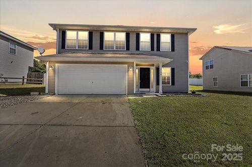 7126 Bullock Dr, Charlotte, NC, 28214-7102 | Card Image