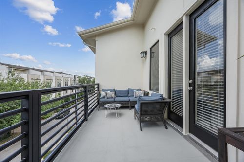 3909 Rose St, Houston, TX, 77007-5751 | Card Image