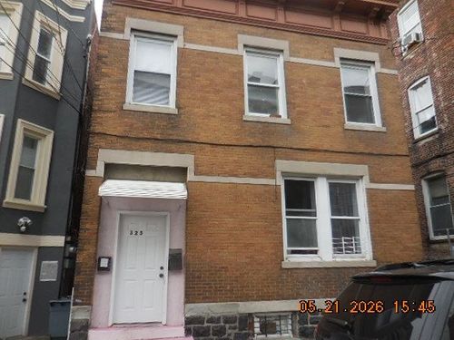325 52nd St, West New York, NJ, 07093-1905 | Card Image